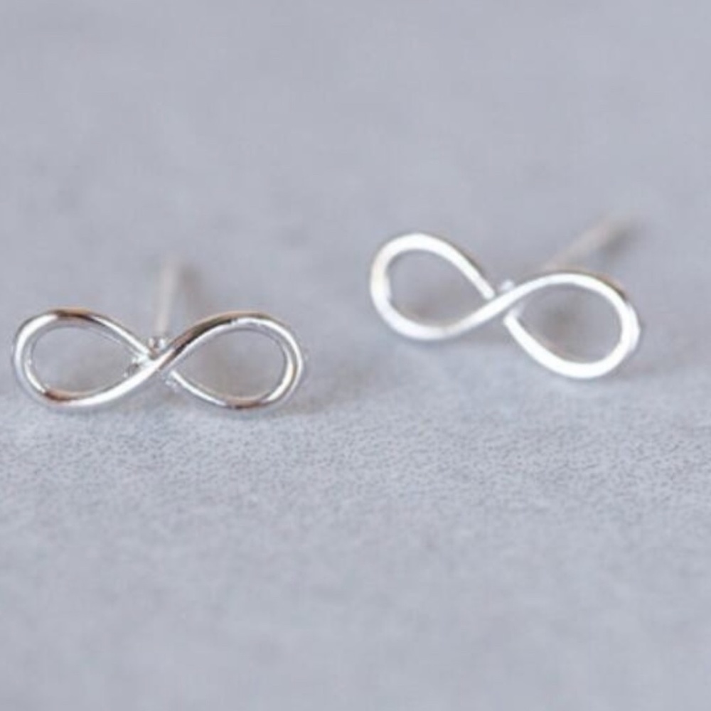 Women's Silver Zinc Alloy Dainty Infinity Stud Earrings Size OS